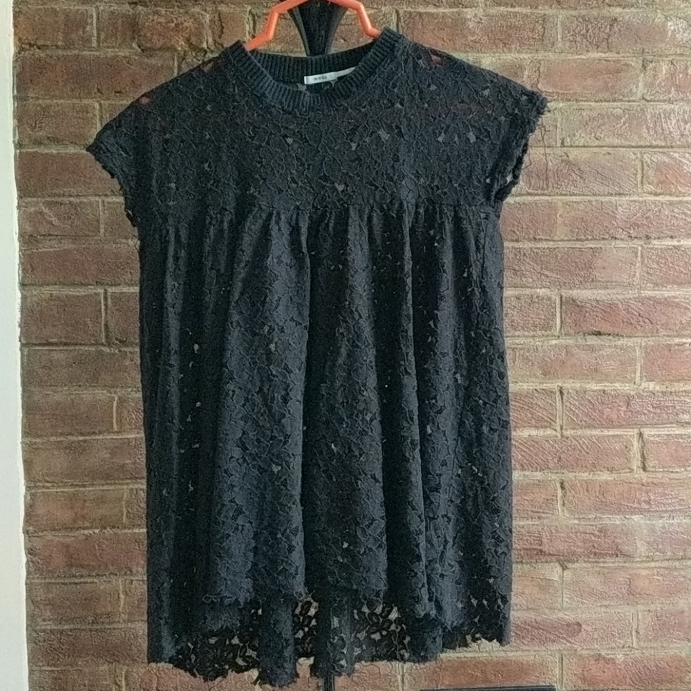 Kimchi Blue Distressed Black Lace blouse (S)